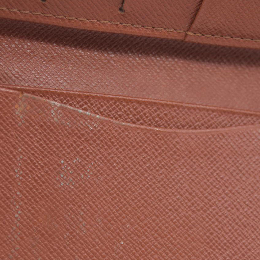 AUCTION $505 LOUIS VUITTON Epi Organizer de Poche Card Case