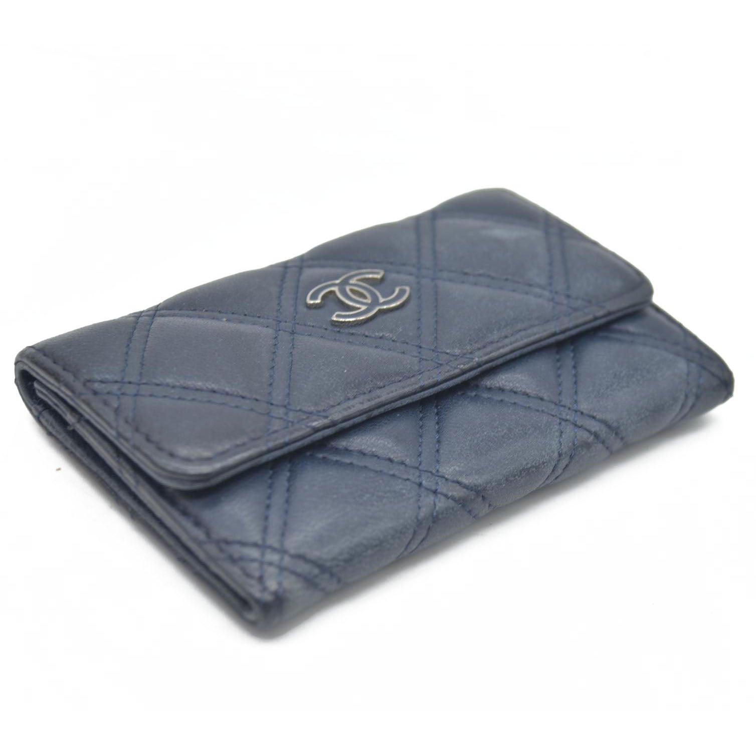 AUCTION $525 Chanel Interlocking CC Logo Card Holder