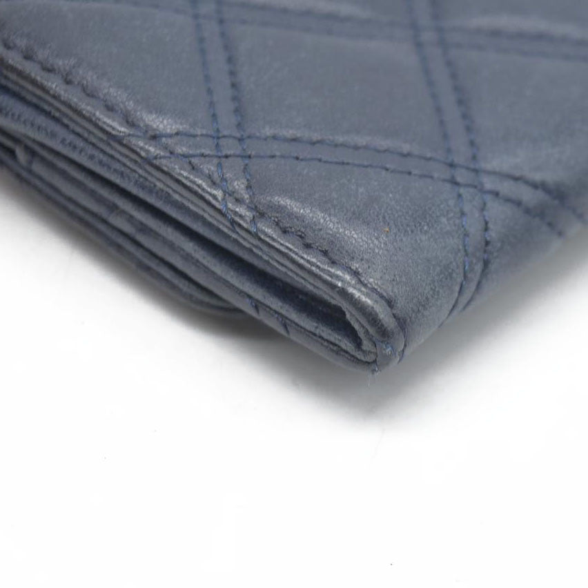 AUCTION $525 Chanel Interlocking CC Logo Card Holder