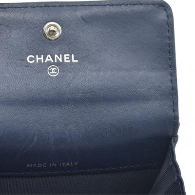 AUCTION $525 Chanel Interlocking CC Logo Card Holder