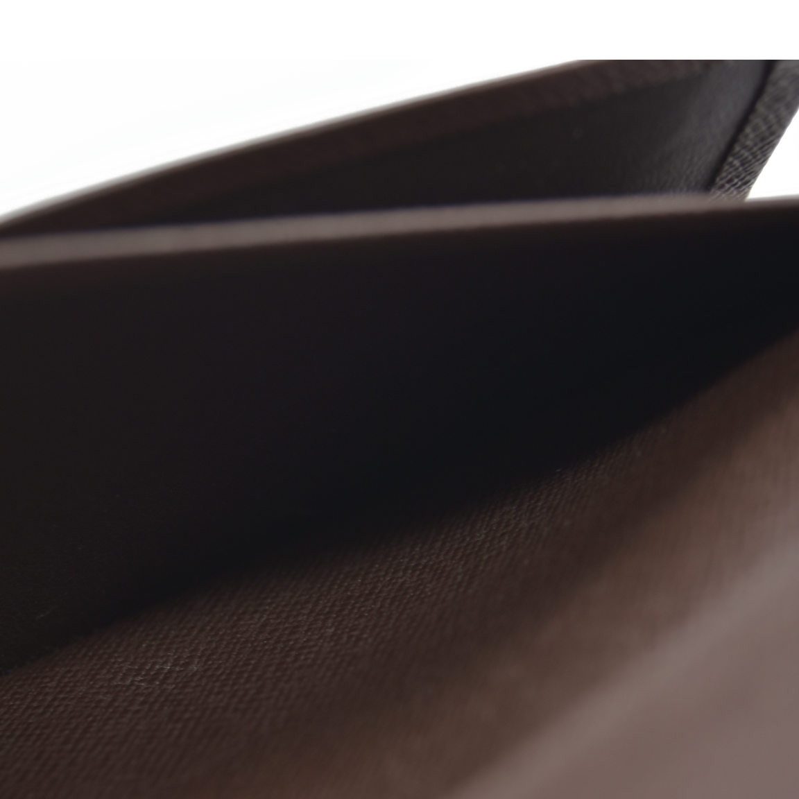 CONSIGNMENT AUCTION $405 Auction Louis Vuitton Damier Ebene Pocket Agenda Cover CONSIGNMENT