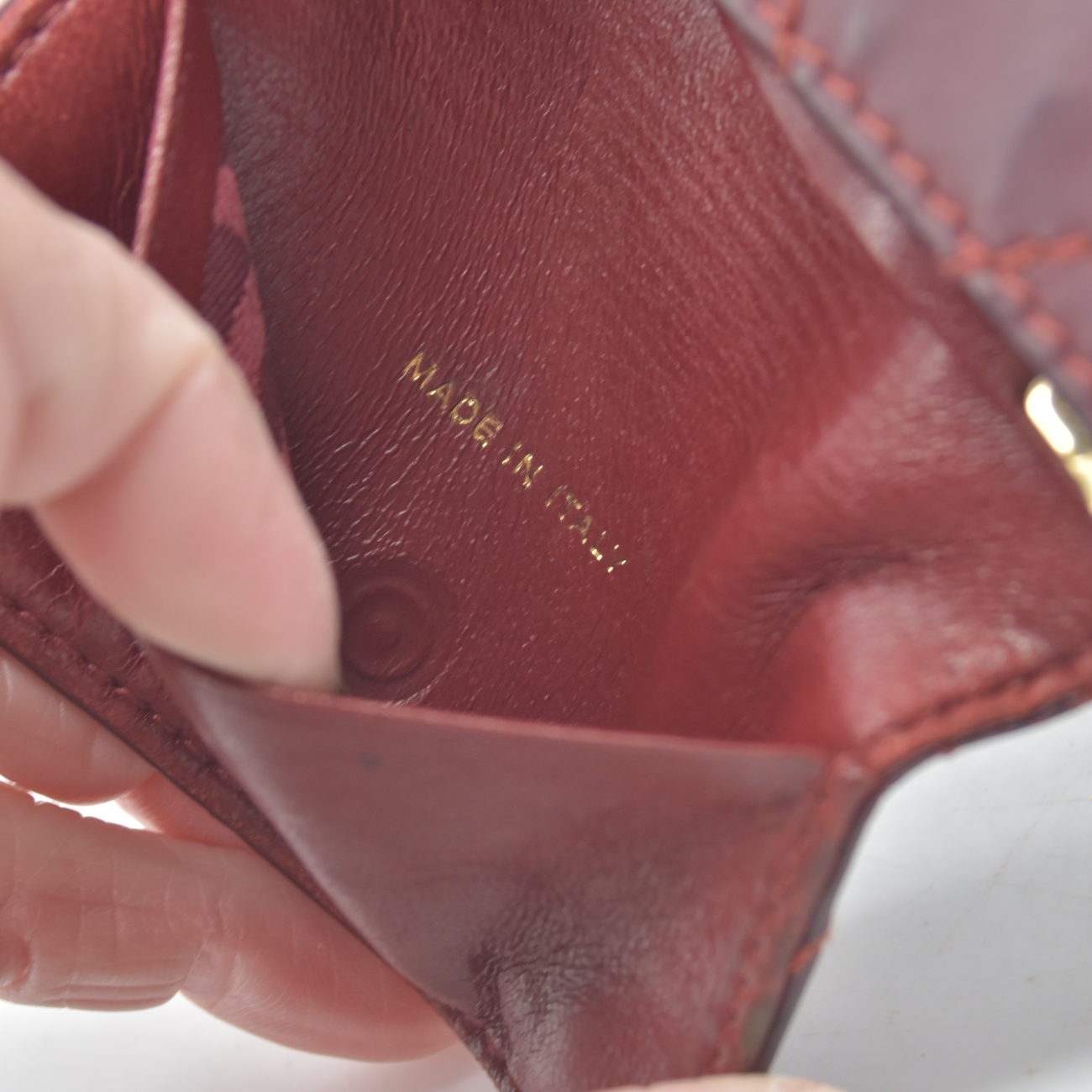 $750 2004 Chanel Calfskin Wild Stitch 6 Key Ring Holder Burgundy 10019940