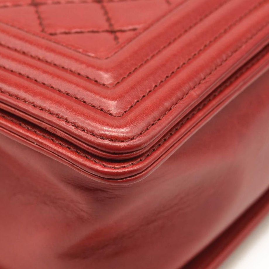 CHANEL Calfskin Double Stitch New Medium Boy Flap Red