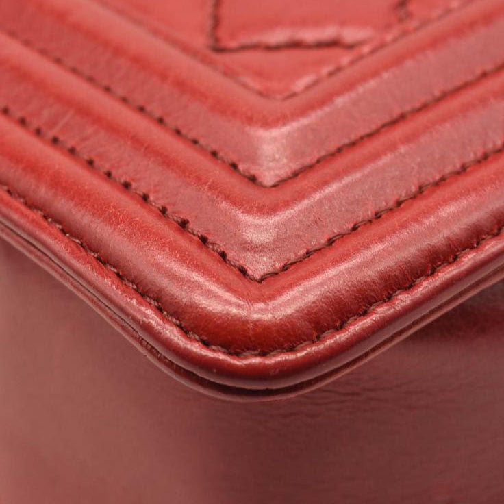 CHANEL Calfskin Double Stitch New Medium Boy Flap Red
