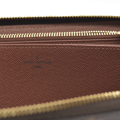 $915 Louis Vuitton Monogram Zippy Wallet RFID CONSIGNMENT AUCTION