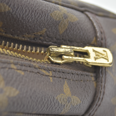 $600 1989 LOUIS VUITTON Monogram Trousse Toilette 23 Clutch Bag TH8911