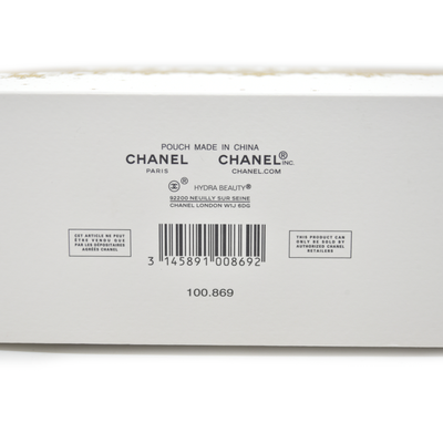 Chanel Beauty Cosmetic Pouch White Tweed Gold 2024