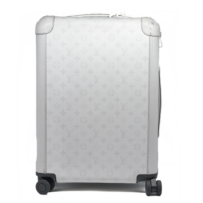 $4050 Louis Vuitton Taigarama Horizon 55 Optic White