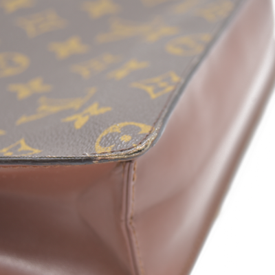 CONSIGNMENT AUCTION $1050 Louis Vuitton  Monogram Pochette Homme