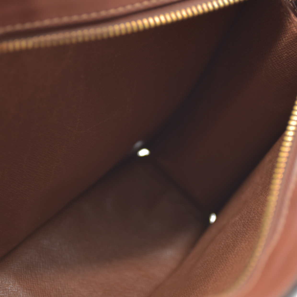 CONSIGNMENT AUCTION $1050 Louis Vuitton  Monogram Pochette Homme