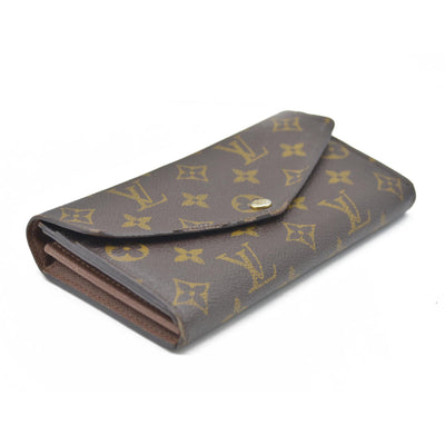 AUCTION $725 Louis Vuitton Monogram Sarah Wallet (no date code)