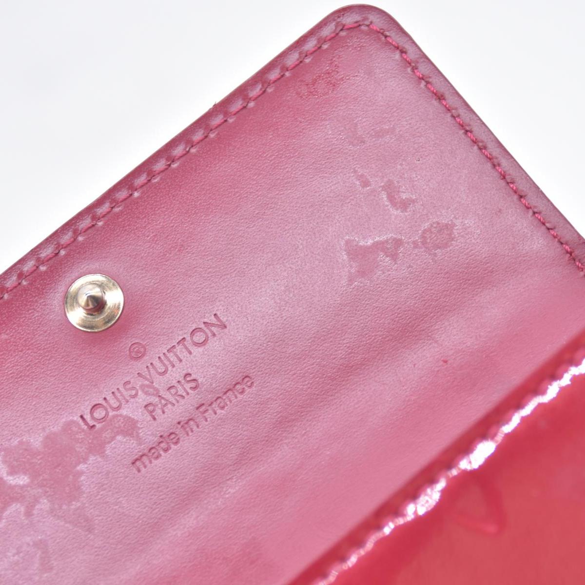 $290 2010 LOUIS VUITTON Vernis Patent Leather 4 Key Holder Red TS0120 CONSIGNMENT 10021451