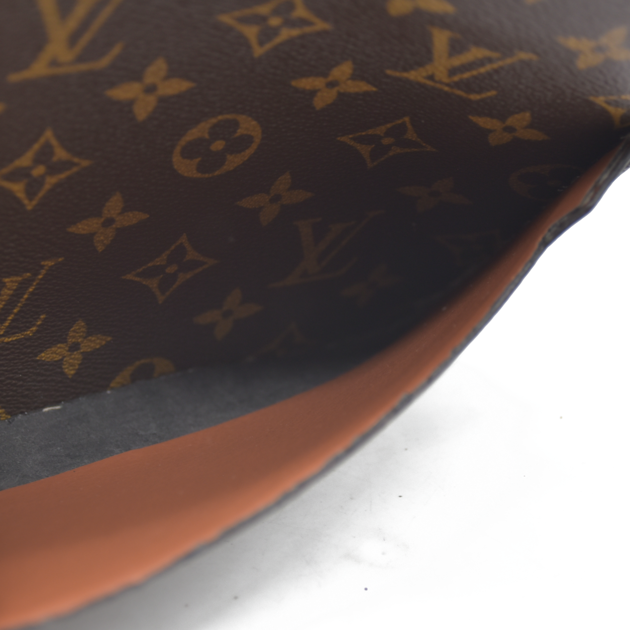 CONSIGNMENT AUCTION $1050 Louis Vuitton  Monogram Pochette Homme