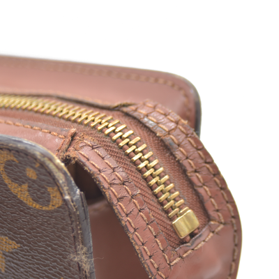 CONSIGNMENT AUCTION $1050 Louis Vuitton  Monogram Pochette Homme