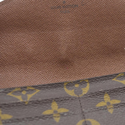 AUCTION $725 Louis Vuitton Monogram Sarah Wallet (no date code)