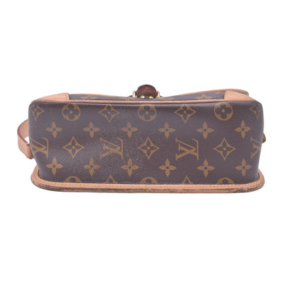 $2940 Louis Vuitton Monogram Diane Black 10020675