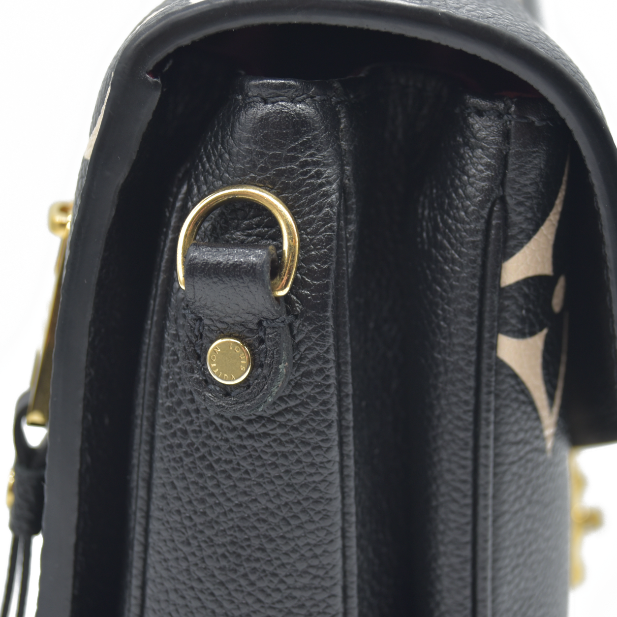 $3150 Louis Vuitton Empreinte Monogram Giant Pochette Metis Black Beige Bicolor CONSIGNMENT