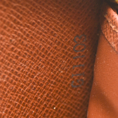 Louis Vuitton  Monogram Zippy Wallet GI1103