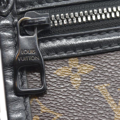 $2180 Louis Vuitton  Monogram Double Flat Messenger Marron CONSIGNMENT