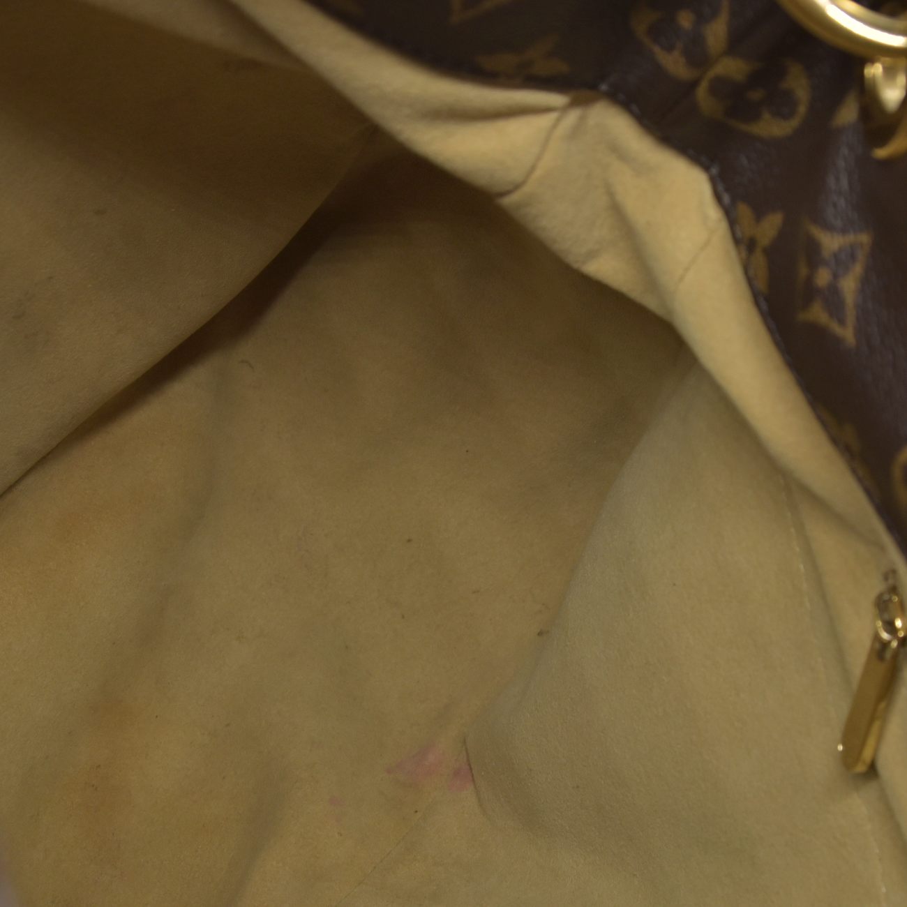 $2500 2011 Louis Vuitton  LV Monogram Artsy MM SD2191