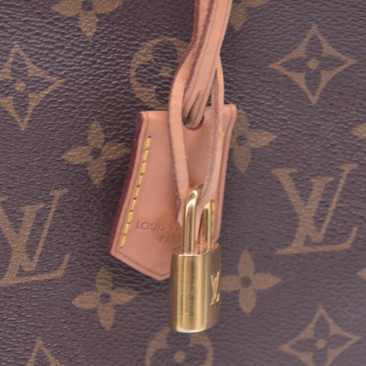 $2620 2019 Louis Vuitton Monogram Montaigne GM GI0119