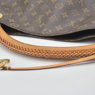 $2500 2011 Louis Vuitton  LV Monogram Artsy MM SD2191
