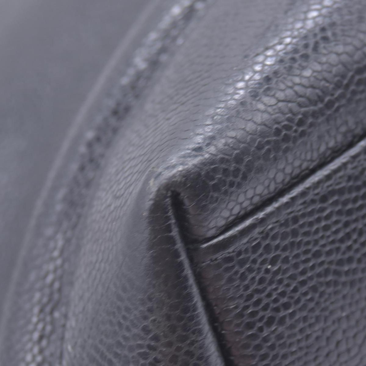 $2800 CHANEL Black Caviar Leather Embossed CC Medallion Tote CONSIGNMENT 10021432