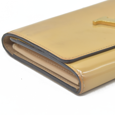 $1550 LOUIS VUITTON Louise Patent Leather BIifold Long Wallet 2015 CA2145