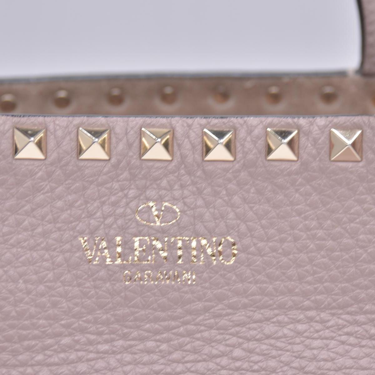 $1850 Valentino Garavani Grained Calfskin Small Rockstud Shoulder Tote Beige