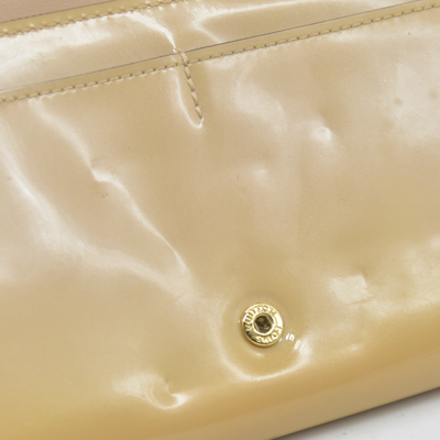 $1550 LOUIS VUITTON Louise Patent Leather BIifold Long Wallet 2015 CA2145