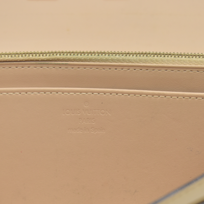 $1550 LOUIS VUITTON Louise Patent Leather BIifold Long Wallet 2015 CA2145