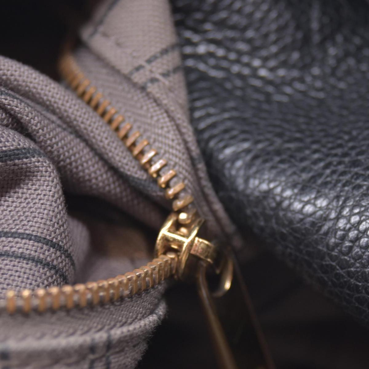 $3800 2016 Louis Vuitton Empreinte Artsy MM Black CA4196 10020668