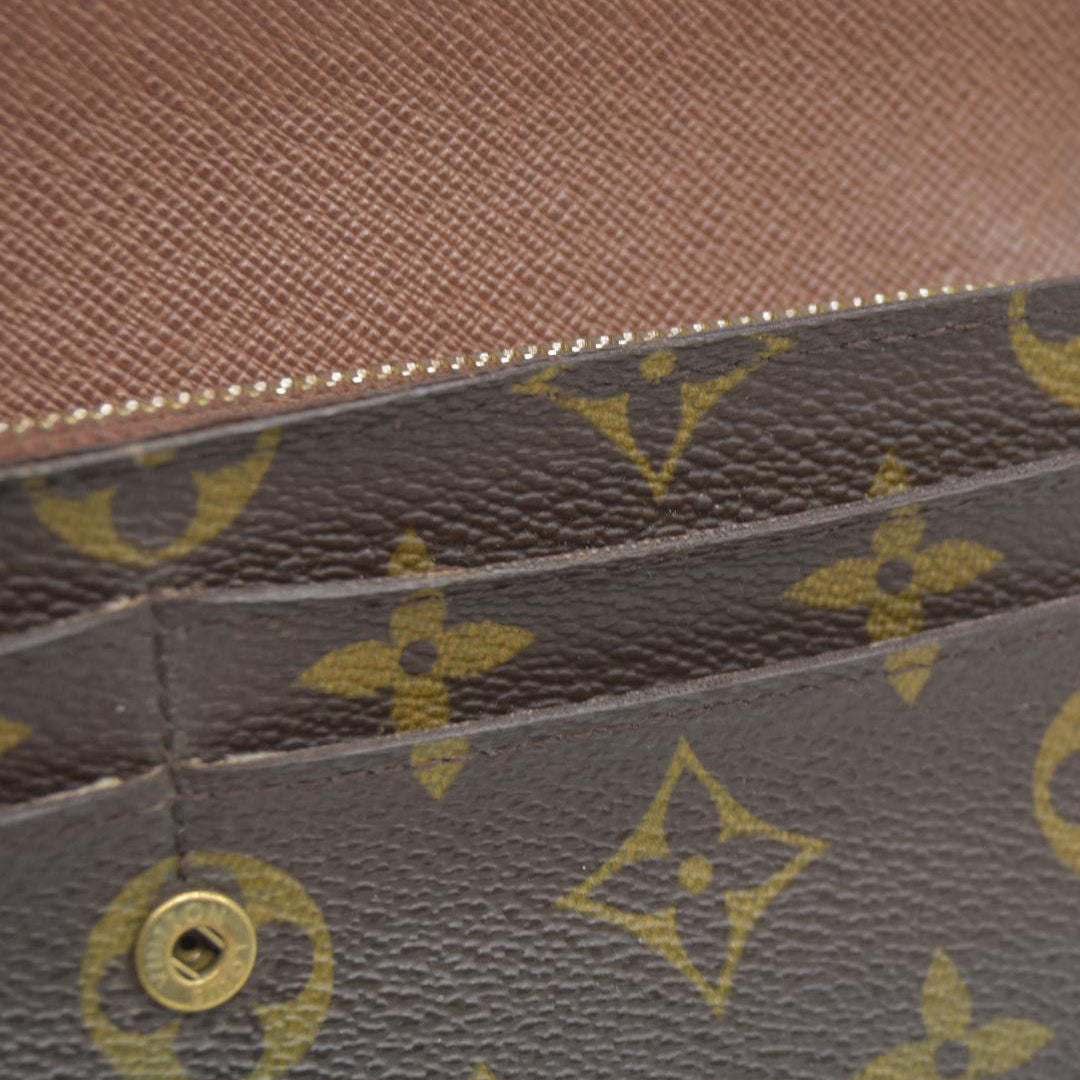 AUCTION $725 Louis Vuitton Monogram Sarah Wallet CA5008