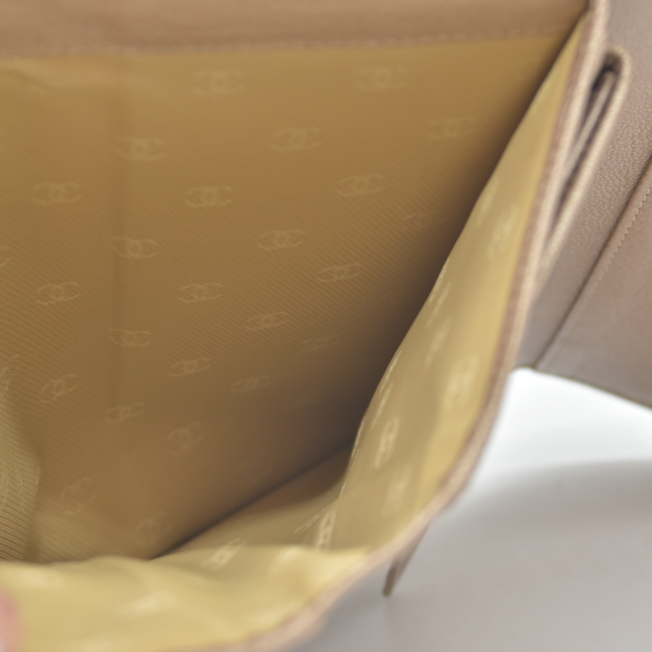 $1375 2007 Chanel Gusset Flap Wallet Metallic Gold Trifold Wallet