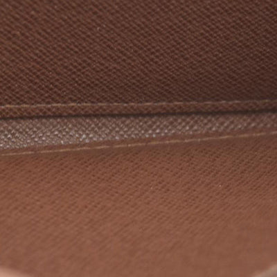 AUCTION $725 Louis Vuitton Monogram Sarah Wallet CA5008