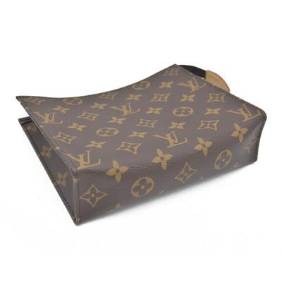 $885 RFID Louis Vuitton  Monogram Toiletry Pouch 19 Red CONSIGNMENT