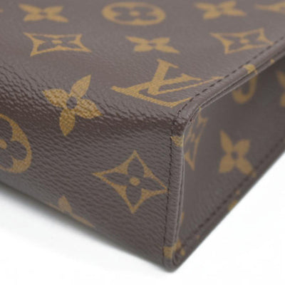 $885 RFID Louis Vuitton  Monogram Toiletry Pouch 19 Red CONSIGNMENT