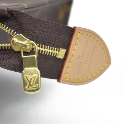 $885 RFID Louis Vuitton  Monogram Toiletry Pouch 19 Red CONSIGNMENT