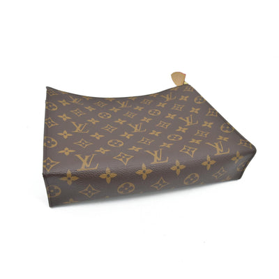 $1620 Louis Vuitton  Monogram Toiletry Pouch 26 Pink