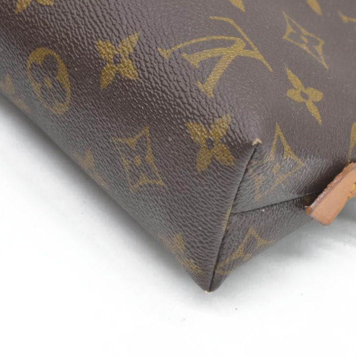 $715 Louis Vuitton  Monogram Cosmetic Pouch GM