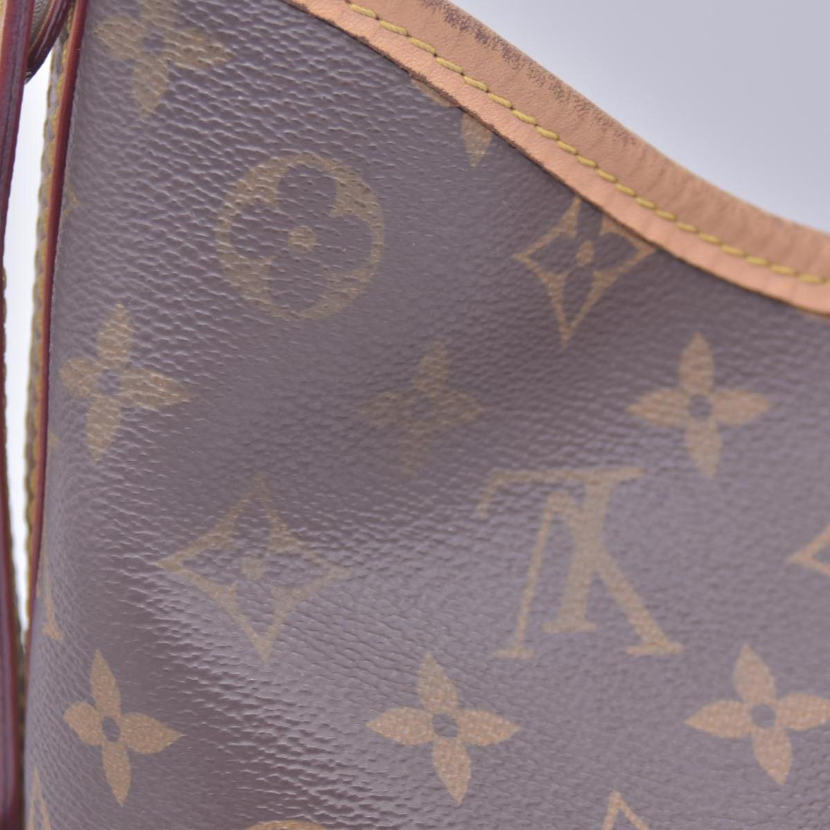 $2940 RFID Louis Vuitton Monogram Carryall PM