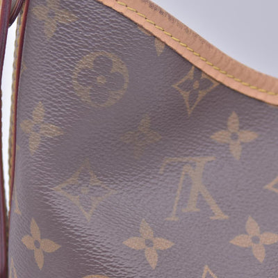 $2940 RFID Louis Vuitton Monogram Carryall PM