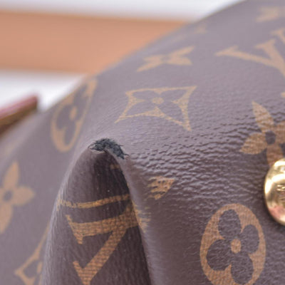 $2940 RFID Louis Vuitton Monogram Carryall PM