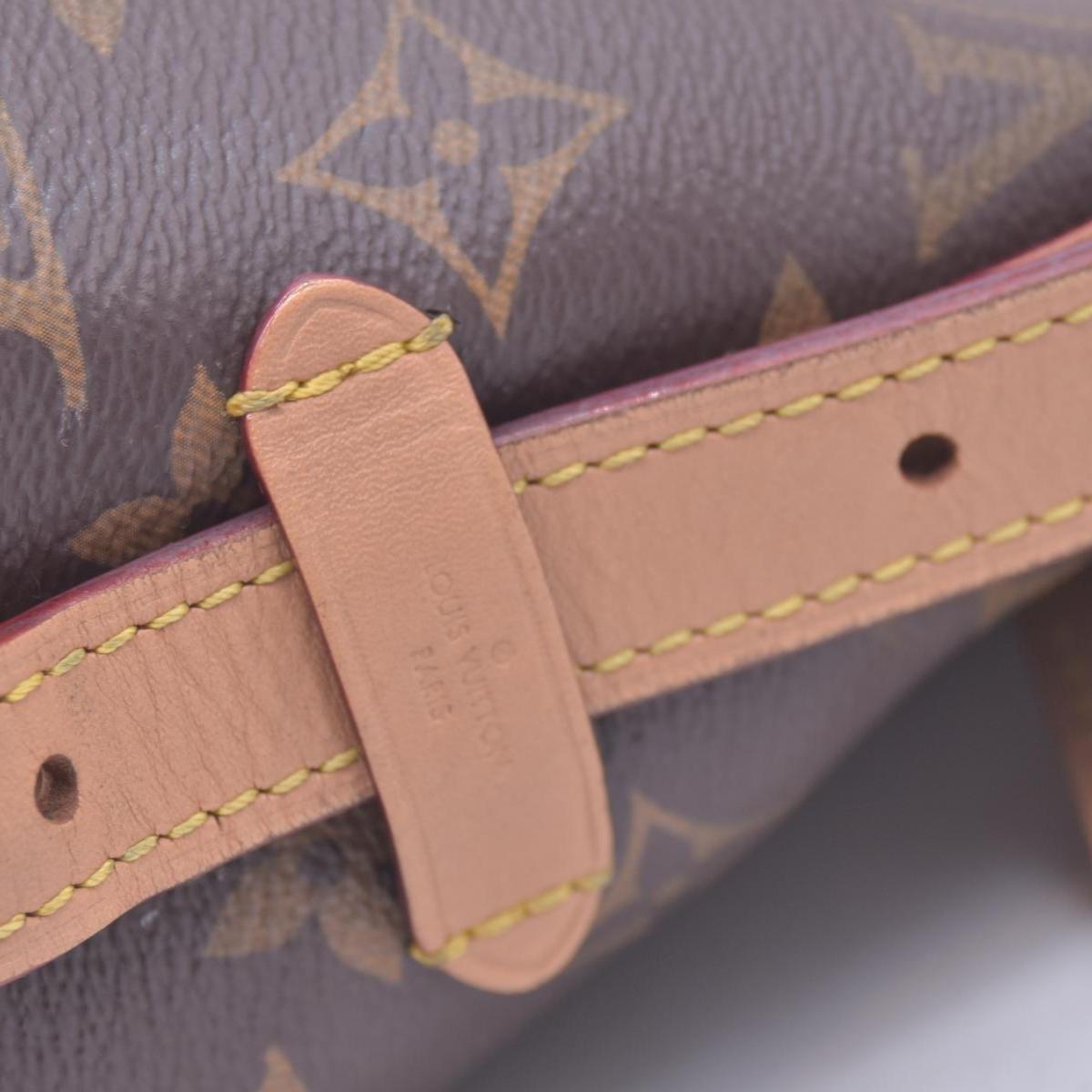 $2940 RFID Louis Vuitton Monogram Carryall PM