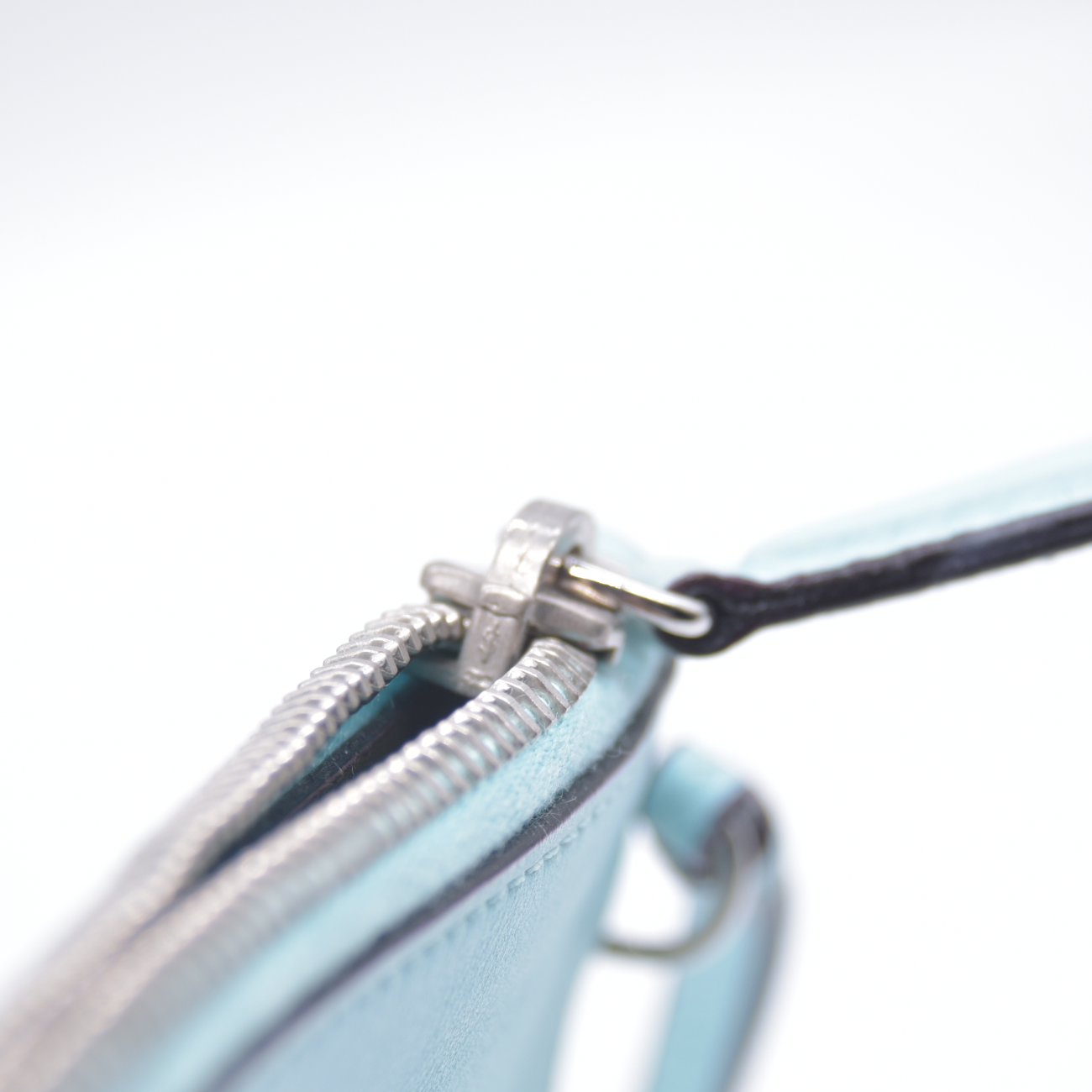 $1000 CHRISTIAN DIOR Sky Blue Leather Flat Pouch Wristlet CONSIGNMENT 10021433