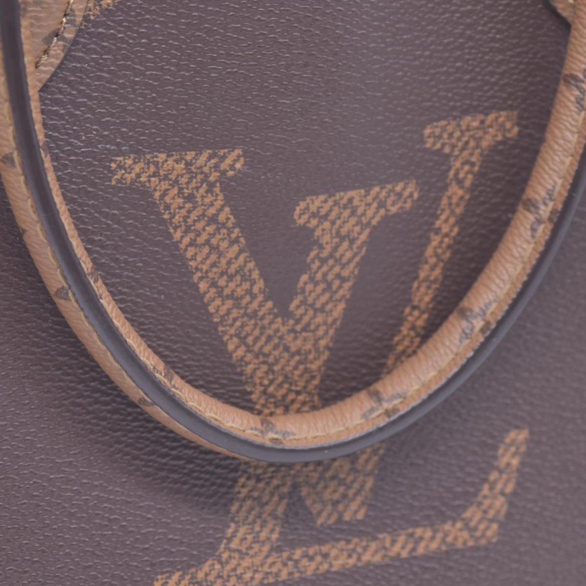 $3300 RFID Louis Vuitton Reverse Monogram Giant Onthego MM