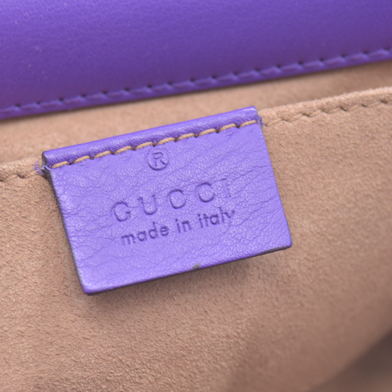 $1250 GUCCI Purple Leather Padlock Strawberry Shoulder Bag CONSIGNMENT 10021438