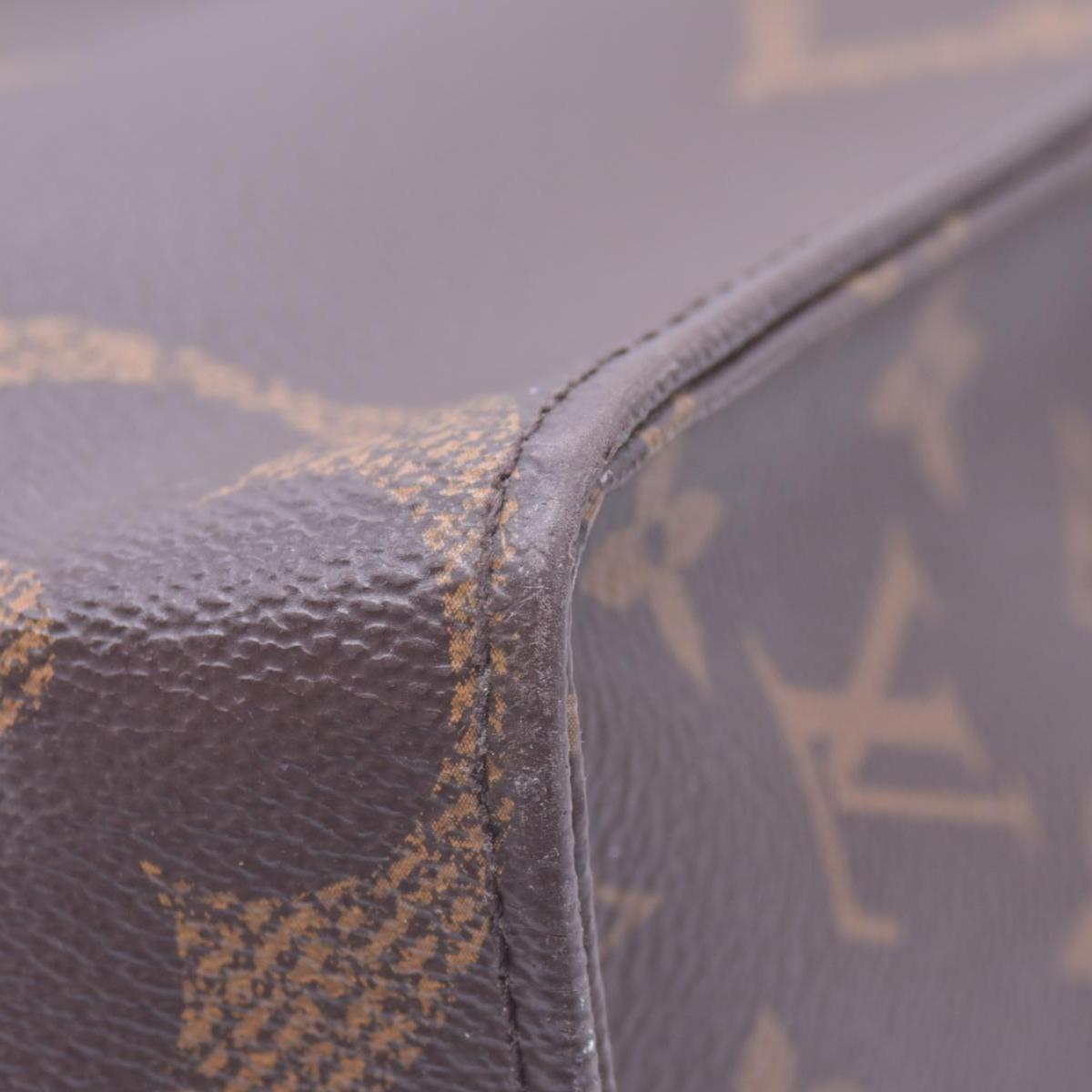 $3300 RFID Louis Vuitton Reverse Monogram Giant Onthego MM