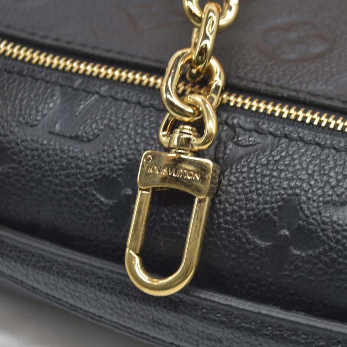 $3250 Louis Vuitton LV Monogram Pochette Métis East West
