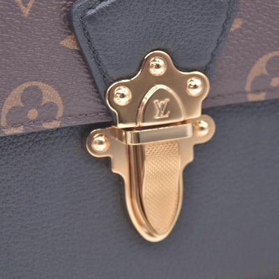 $2830 2018 Louis Vuitton Monogram Victoire Black CA4138